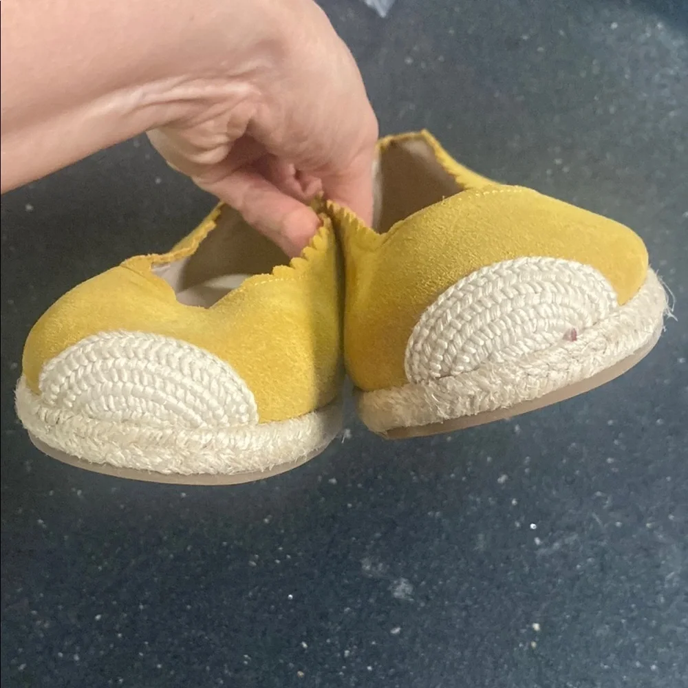 Isaac Mizrahi Women's Yellow Espadrille Flats